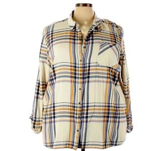 Plaid button down long sleeve shirt.